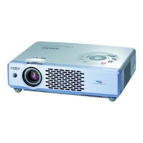 Sanyo Plc Xu Projecteur Lcd Portable Lumens Xga X