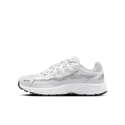 chaussure nike homme grise