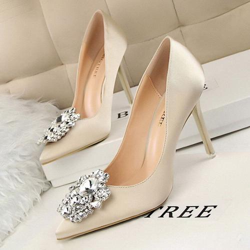 stiletto pas cher