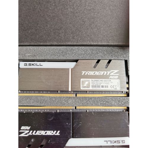 Barrette mémoire RAM DDR4 32 Go (Kit 4x8Go) G.Skill Trident Z