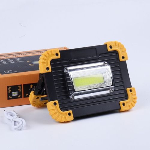 STAHLWERK Projecteur de chantier LED 15 W 1500 lm USB rechargeable Lam,  24,99 €