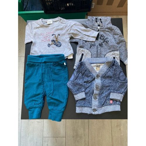 Lot vêtements bébé garçon 0-3 mois, Enfants et jeunesse, Laval/Rive Nord