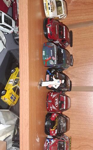 Voitures miniatures de collection 1/43 Lot 4 NOUVEAU PRIX im Kanton Neuenburg