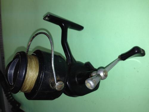 ancien moulinet de peche mitchell 206s et coffret • EUR 35,00 ancien moulinet de peche mitchell 206s et coffret • EUR 35,00