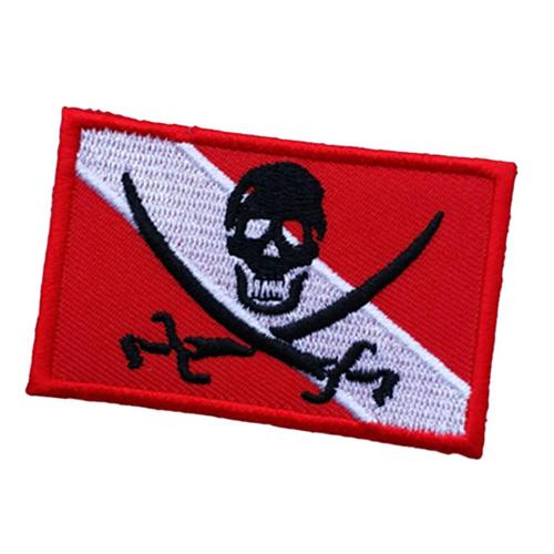 Sous le drapeau des pirates by Pratt, Hugo