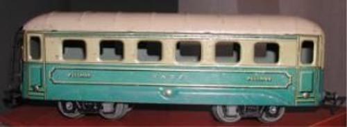 HORNBY, LOT DE sept wagons, circa 1950, échelle O EUR 90,00 - FR HORNBY, LOT DE sept wagons, circa 1950, échelle O EUR 90,00 - FR