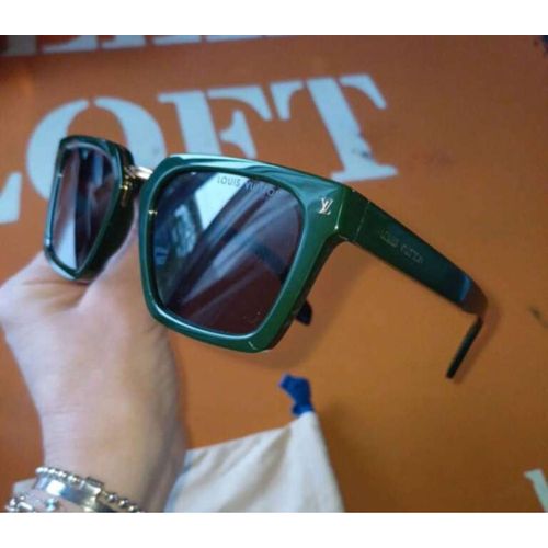 My Monogram Square Sunglasses - Louis Vuitton ®  Lunette de soleil  carrera, Lunettes de soleil, Louis vuitton lunettes de soleil