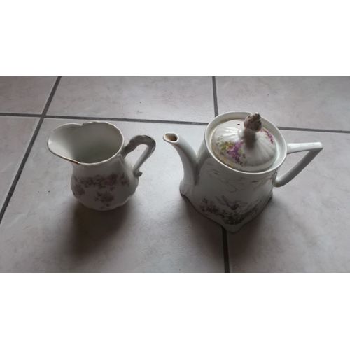 1 Tres Ancienne Theiere+1 Tres Ancien Pot A Lait En Bon Etat