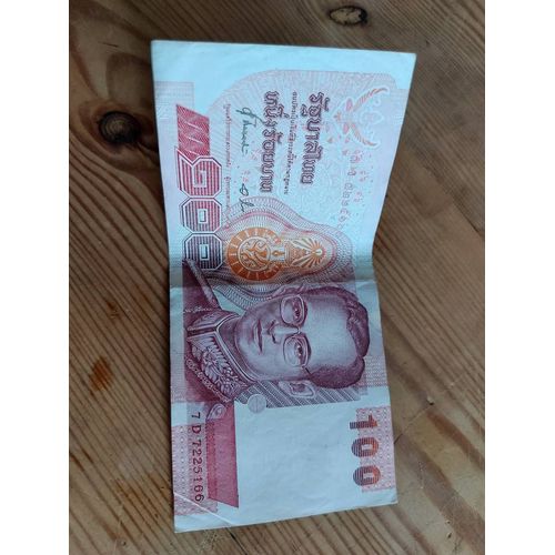 100 Bath Thai