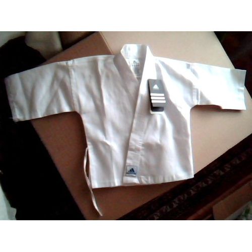 Kimono Adidas  Taille 100 (Pour Enfant Mesurant 1 Mètre)