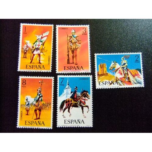 España Spain Espagne 1973 - Uniformes (1) - Uniformes Militaires - Edifil Nº 2139 / 2143 ** Yvert Nº 1793 / 1797 ** Mnh