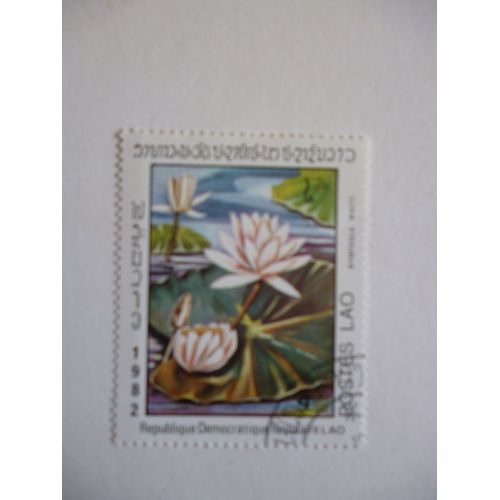 Timbre "Laos 1982 :Nymphea White".