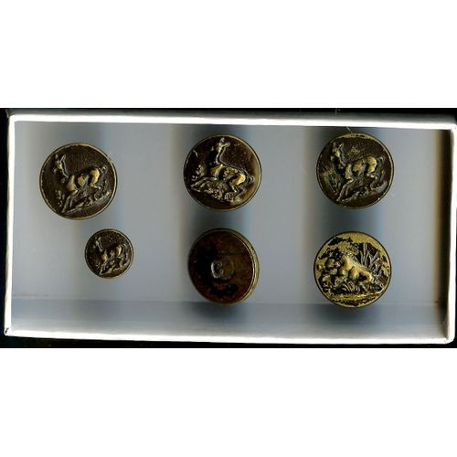 6 Anciens  Boutons Vennerie : 5 De  2cm6 Et 1 De 1cm5