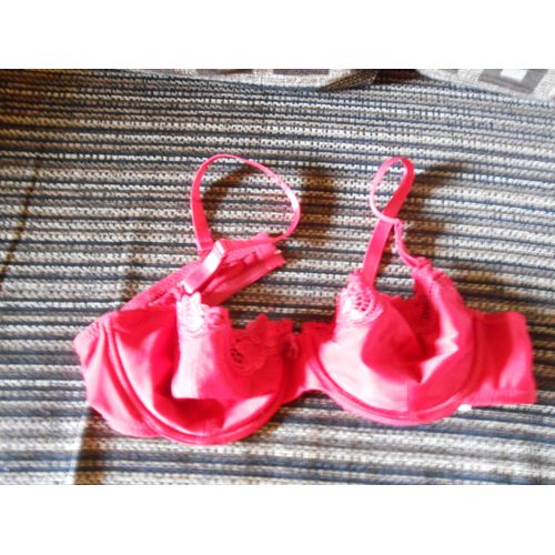 Soutien-Gorge Plus Etiquette