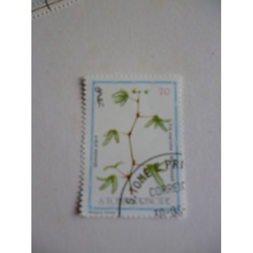 Timbre "Tome E Principe 1983 :Mimosa Pigra".