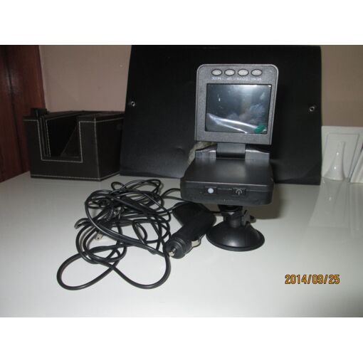 je vends mini camera embarquée auto