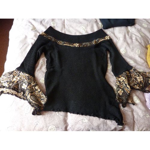 Pull Noir Asymétrique Manches Effet Papillon T34