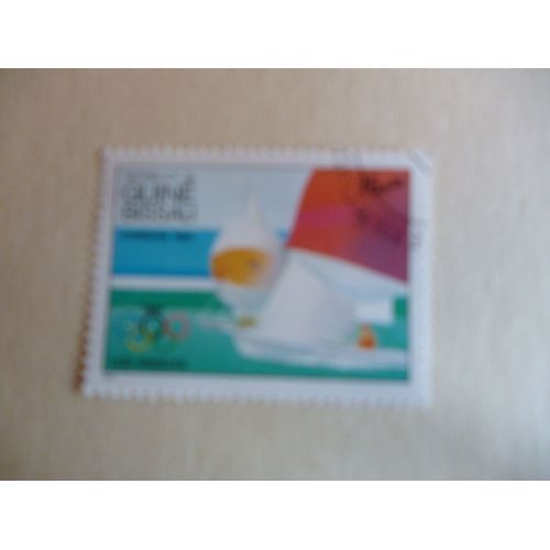 Timbre "Guiné Bissau :Jeux Olympiques De Los Angeles 1984 : Voile".