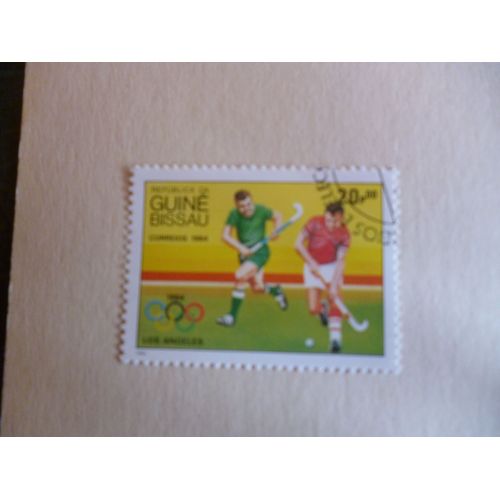 Timbre "Guiné Bissau :Jeux Olympiques De Los Angeles 1984 : Hockey Sur Gazon".