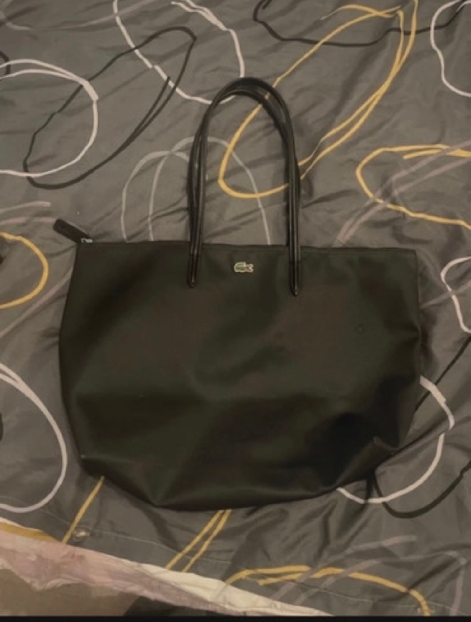 Sac Lacoste