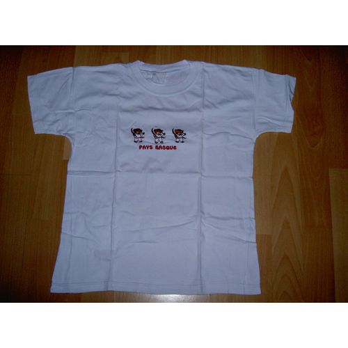 T-Shirt Tee Shirt Blanc Col Rond Manches Courtes Motif Pays Basque Lion En Costume Traditionnel Pays Basque Taille 10 Ans