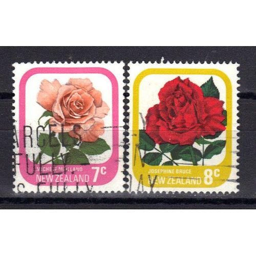 Nouvelle-Zelande 1975 : Roses : Rose Michèle Meilland / Rose Joséphine Bruce - Série De 2 Timbres Oblitérés