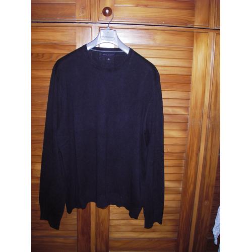 Pull Col Rond Banana Republic De Couleur Noir ,Taille Xl  .