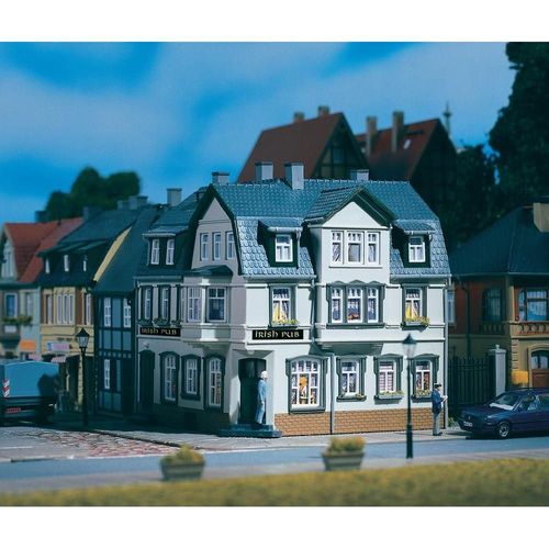 Maison D'angle H0/Tt « Irish Pub »-Auhagen