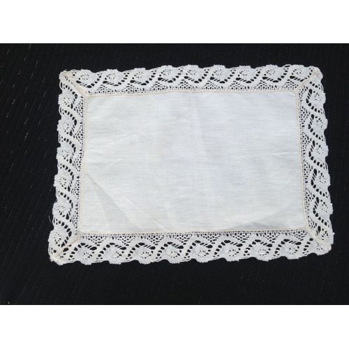 Napperon Lin/Dentelle 33 Cm X 24 Cm