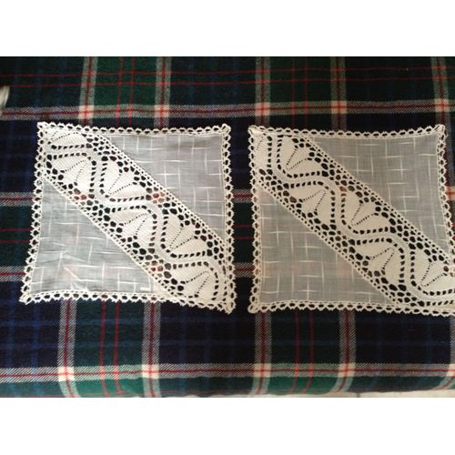 Jeu De 2 Napperon 30x30cm  Dentelle Et Voile De Coton