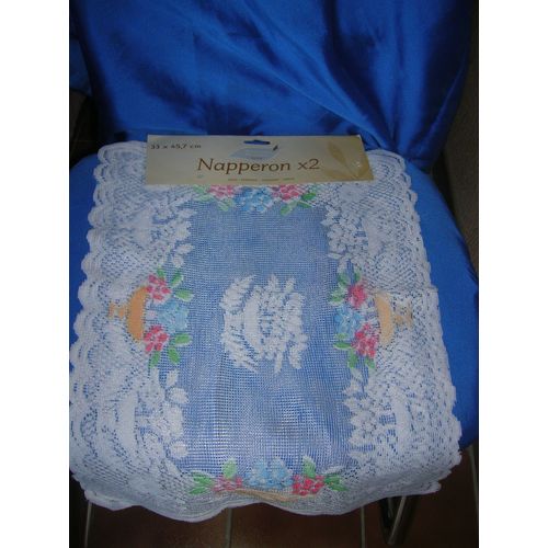 Lot De 2 Napperons 33 X 45,7 Cm.
