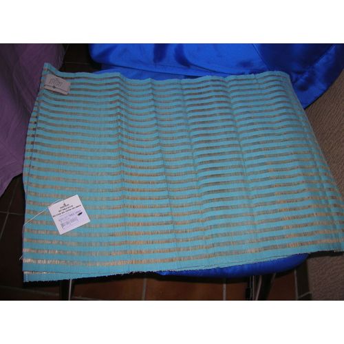 Lot De 12 Sets De Table Fly 35 X 50 Cm.