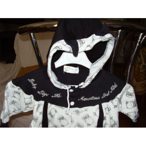 Combinaison Avec Capuche Et Chausson 3-6mois