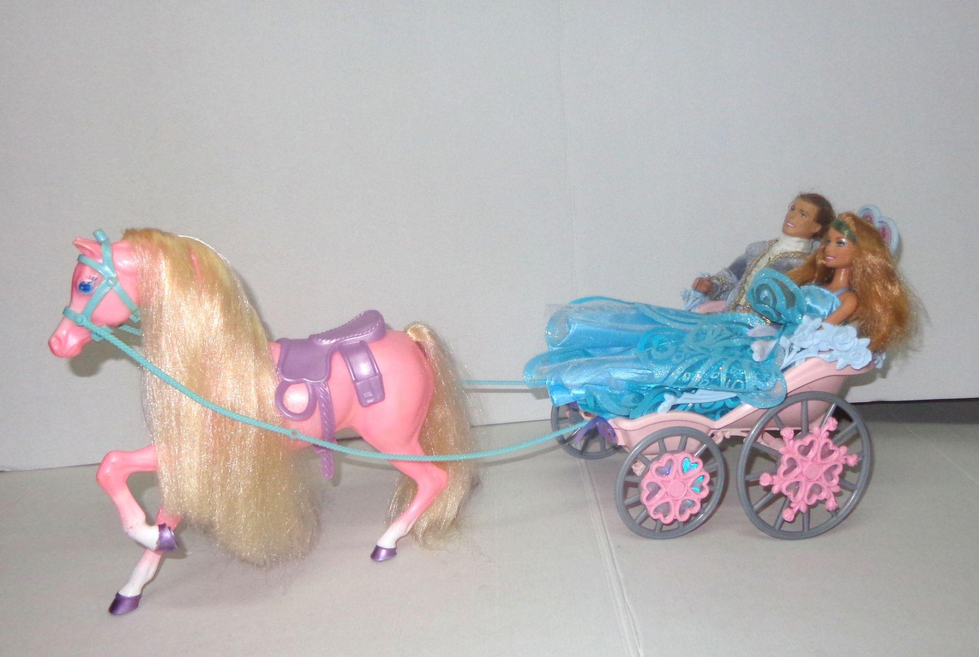 barbie et son prince charmant son carrosse avec cheval mattel Rakuten