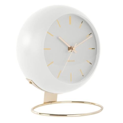 Une Horloge Inspirée D'un Globe Terrestre Au Design Chic Et Contemporain