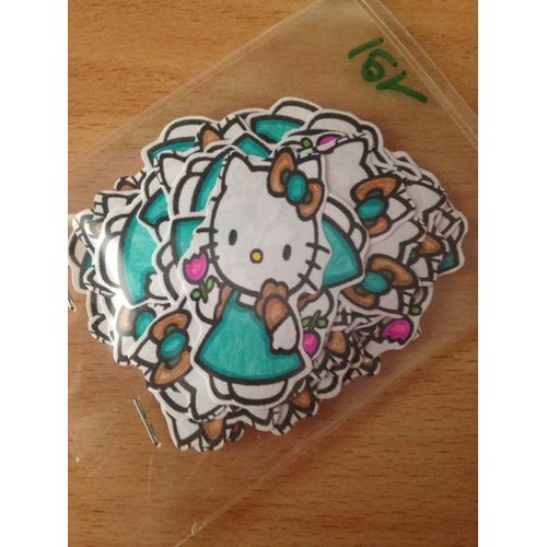 Lot De 50 Punchs Hello Kitty Robe