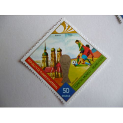 Timbre "Guinée Équatoriale:Coupe Du Monde De Football:Munich 1974:  Finale".