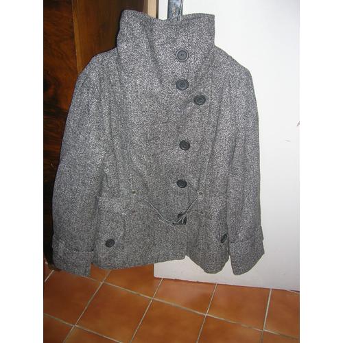 Veste Basic-One Taille 44 Laine 50% Polyester 50%.