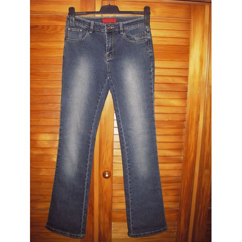 Jean L'overy New Fashion 5 Poches ,Fermeture Zippée ,Boutonnée ,Taille 28 ( 38 ),Fantaisie Délavé ,Reliefs Surpiqués Sur 3 Poches ,Logo En Peau Strassé À L'arrière .