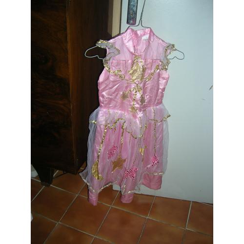 Robe 4/5 Ans.