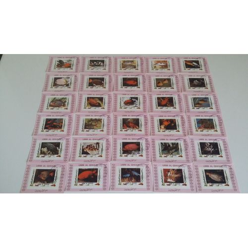 Lot De 30 Vignettes Poissons Non Gommes Obliteres Arabie Saoudite 1 Riyal Umm-Al-Qiwain