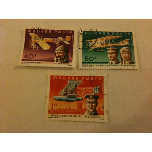 Lot De 3 Timbres Aviateurs Hongrie 1977