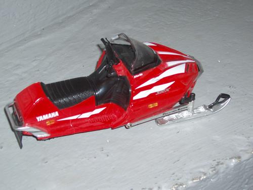 Moto   Neige  Type   Yamaha   Srx Ech 1/12  -New Ray