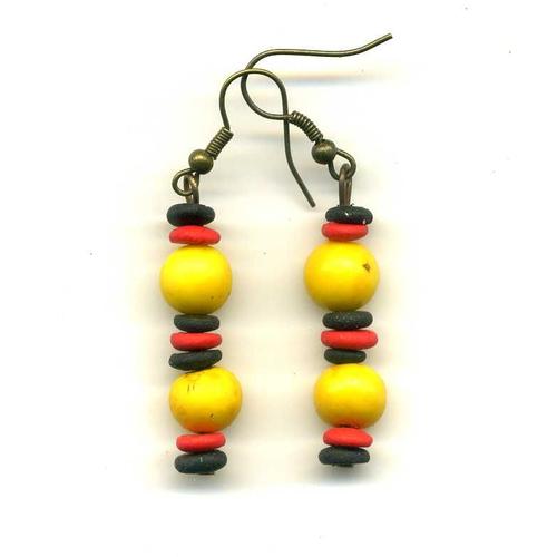 Boucles D'oreilles En Graines D'acaï (Graines De Palmier) Jaune Séparé Par De La Fimo. Attache Couleur Bronze ( Très Nature). 3 Cm.