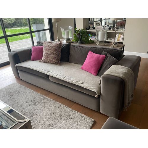 Vends Canapé 4 Places Et Sa Meridienne . Couleur Velours Taupe. Très Bon État