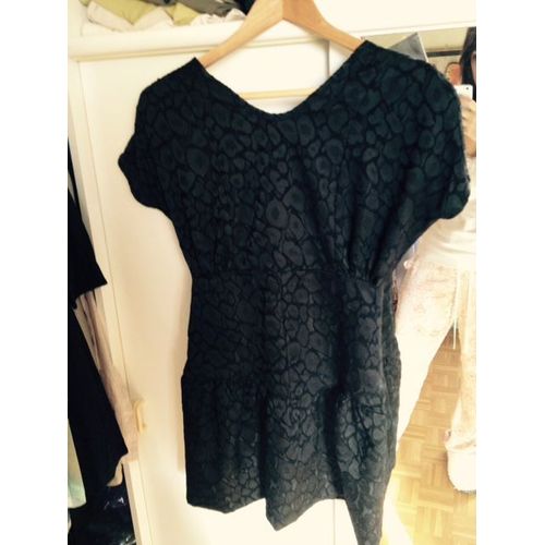 Robe Noire Taille S Manches Courtes Marque Zara