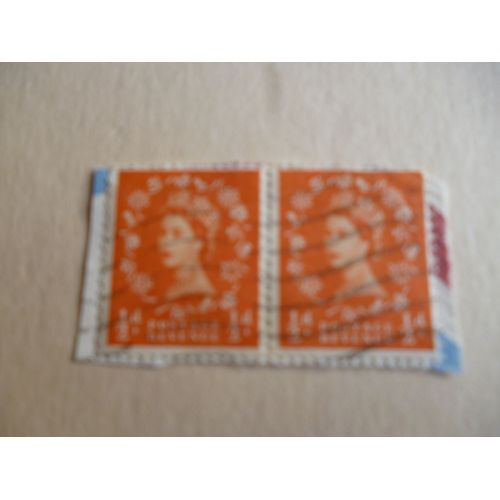 Lot De 2 Timbres"Royaume-Uni :Reine Elisabeth".