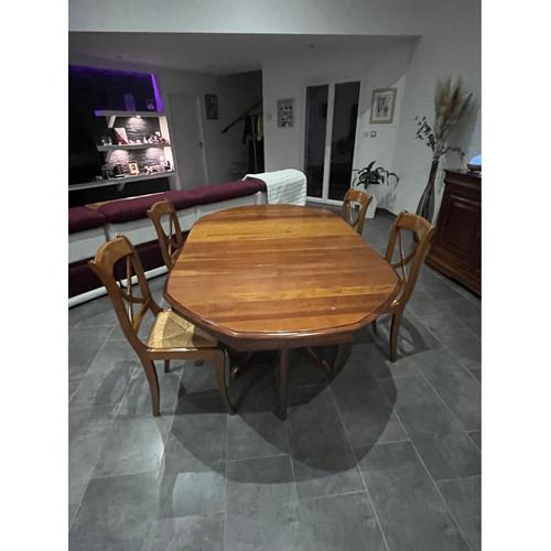 Belle Table En Merisier Forme Octogonale + 4 Chaises Merisier Dimensions Avec Rallonge 2000x1115 Sans Rallonge 1112 X1115