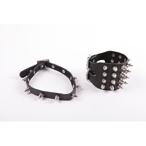 Ensemble Vrai Cuir Bracelet + Collier Ras Du Cou À Clous Argent Pique Piquant Homme Femme Mixte Taille Ajustable Dark Gothique Rock Punk Cyber Cosplay Manga Déguisement Boutique Black Sugar