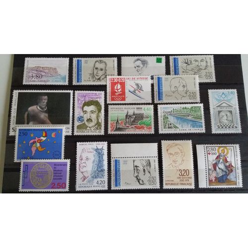Lot De 17 Timbres France Neufs Varies Bonne Cote